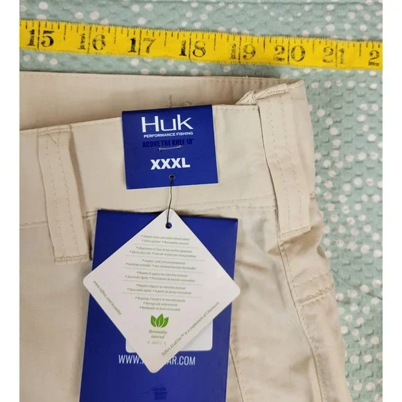 Huk Rogue 18 Performance Fishing Shorts Mens XXXL Bone Beige Nylon H2000083 NWT - Picture 2 of 10